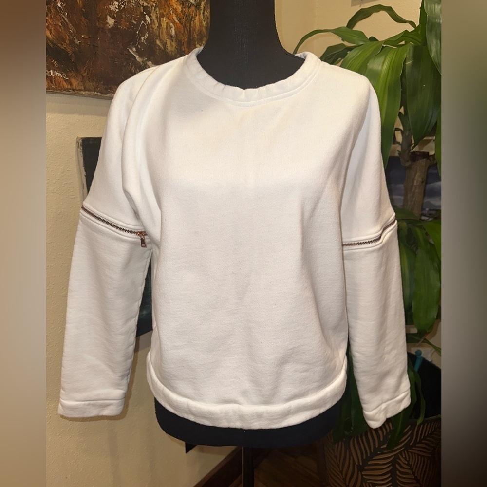 EUC LIME & Vine white long sleeve/ short sleeve zip out sweater scoop neck SZ M